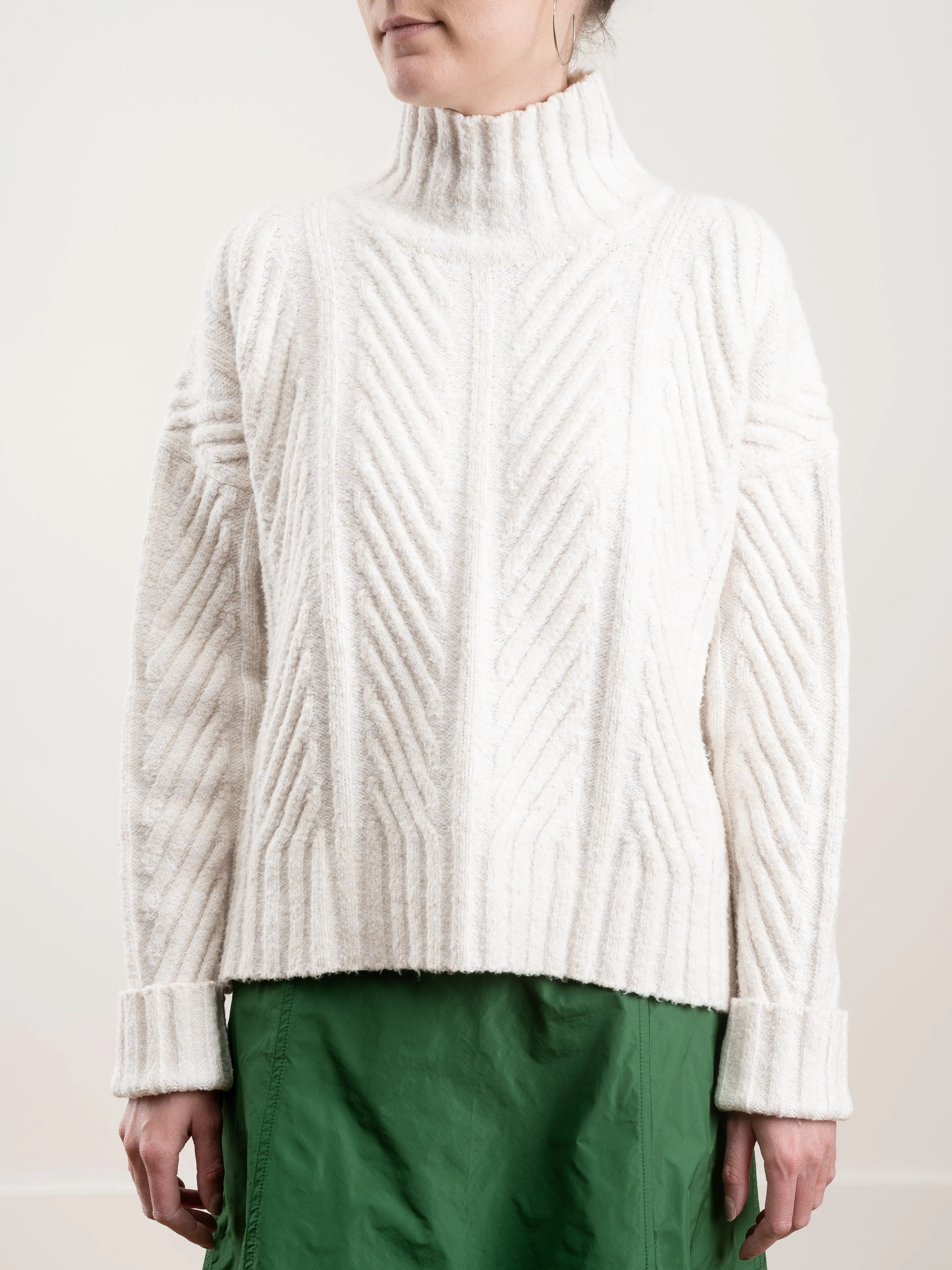 amara sweater