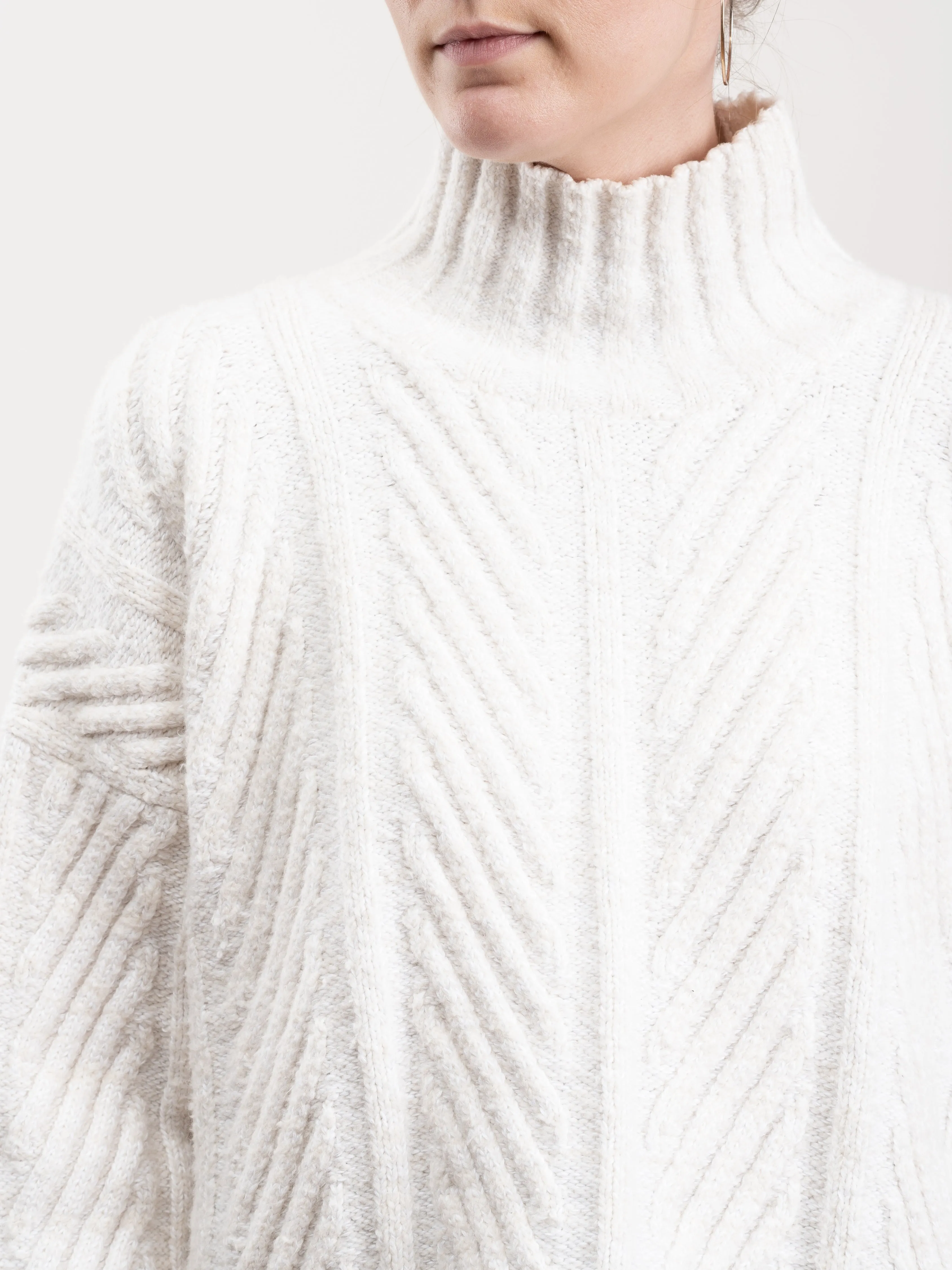 amara sweater