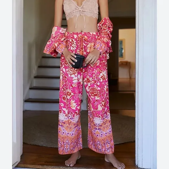 💗Anthropologie Kari floral wide leg bohemian pants