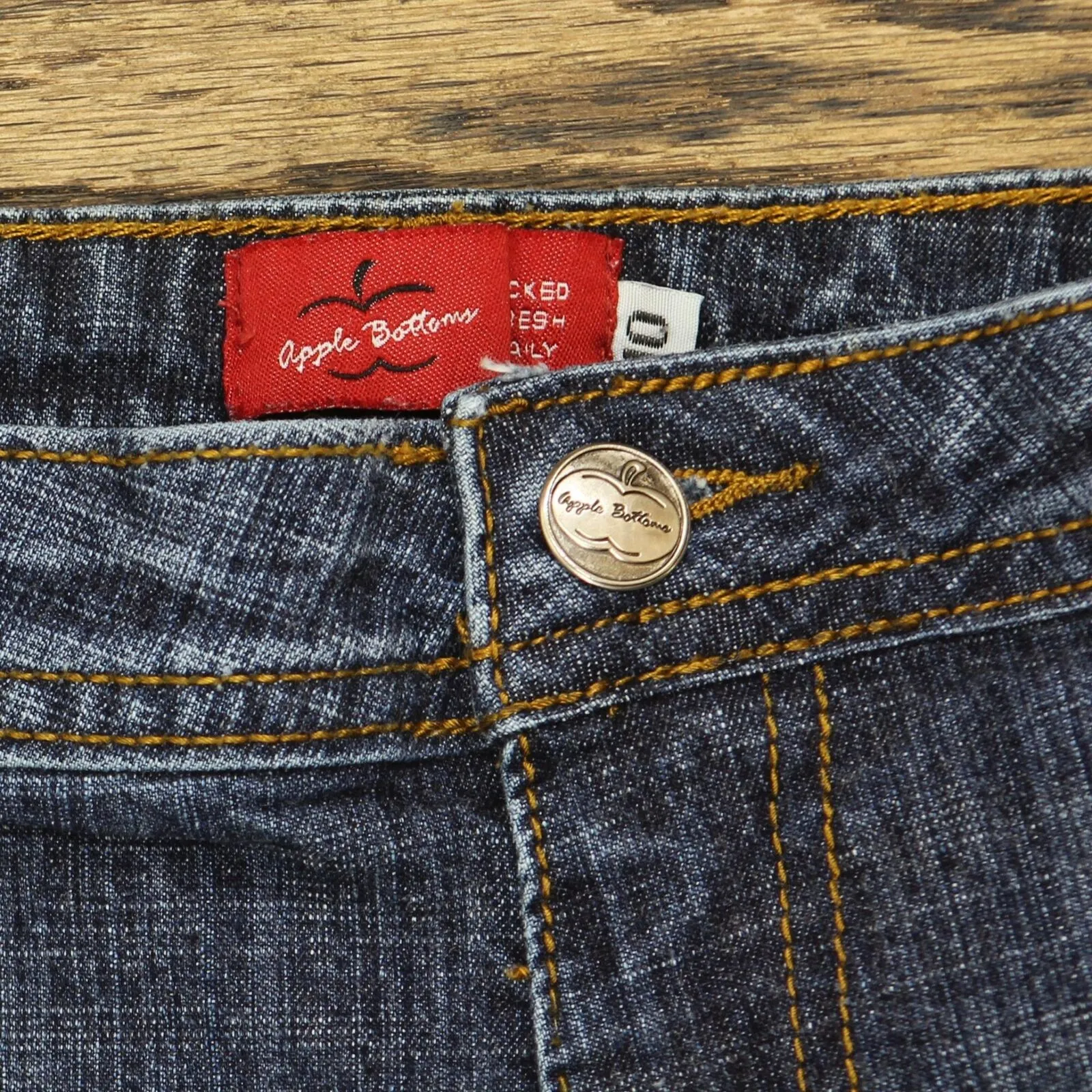 Apple Bottoms Womens Bootcut Pocketless Stretch Jeans Dark Blue 10