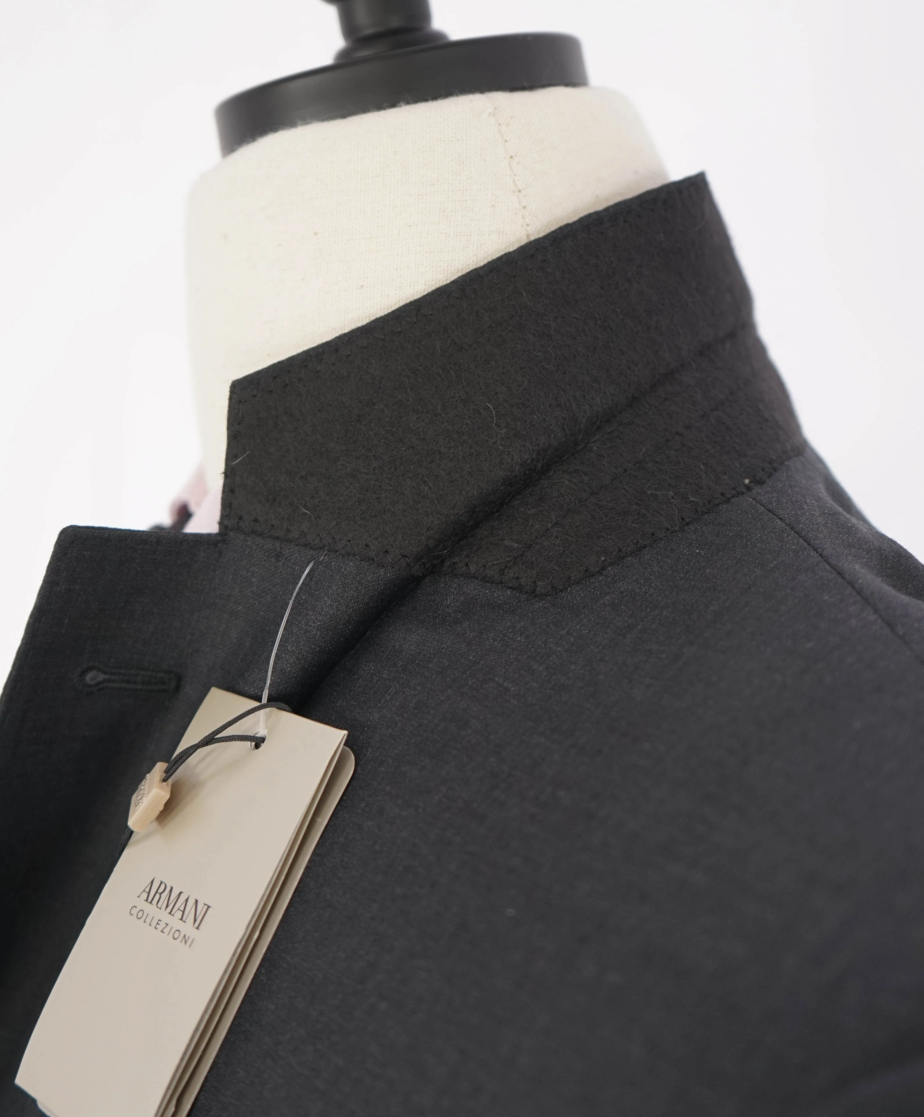 ARMANI COLLEZIONI -  "G Line" Modern Charcoal Gray Notch Lapel Suit - 40R