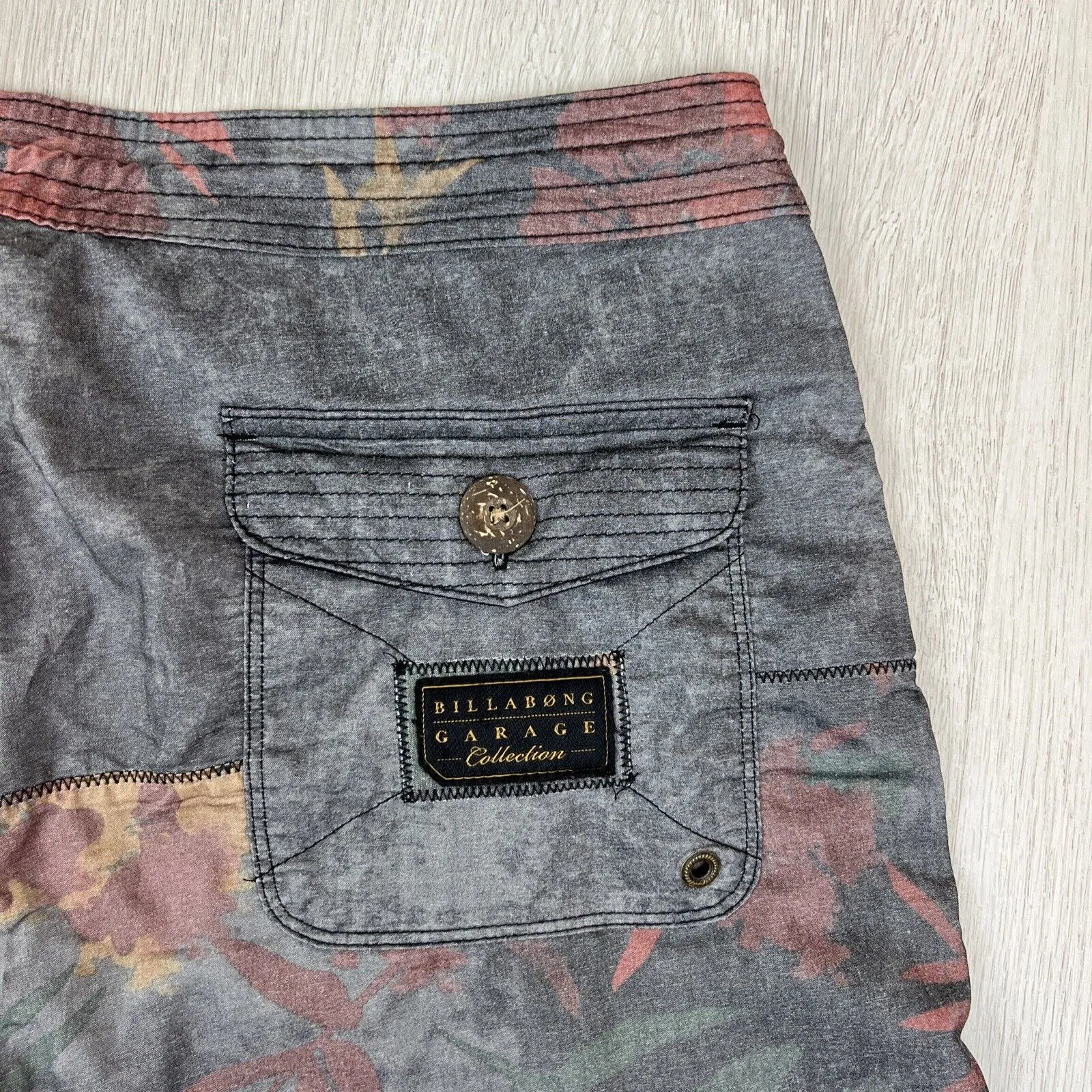 Billabong Garage Collection Mens Board Shorts Swim Shorts Boardies Size 32