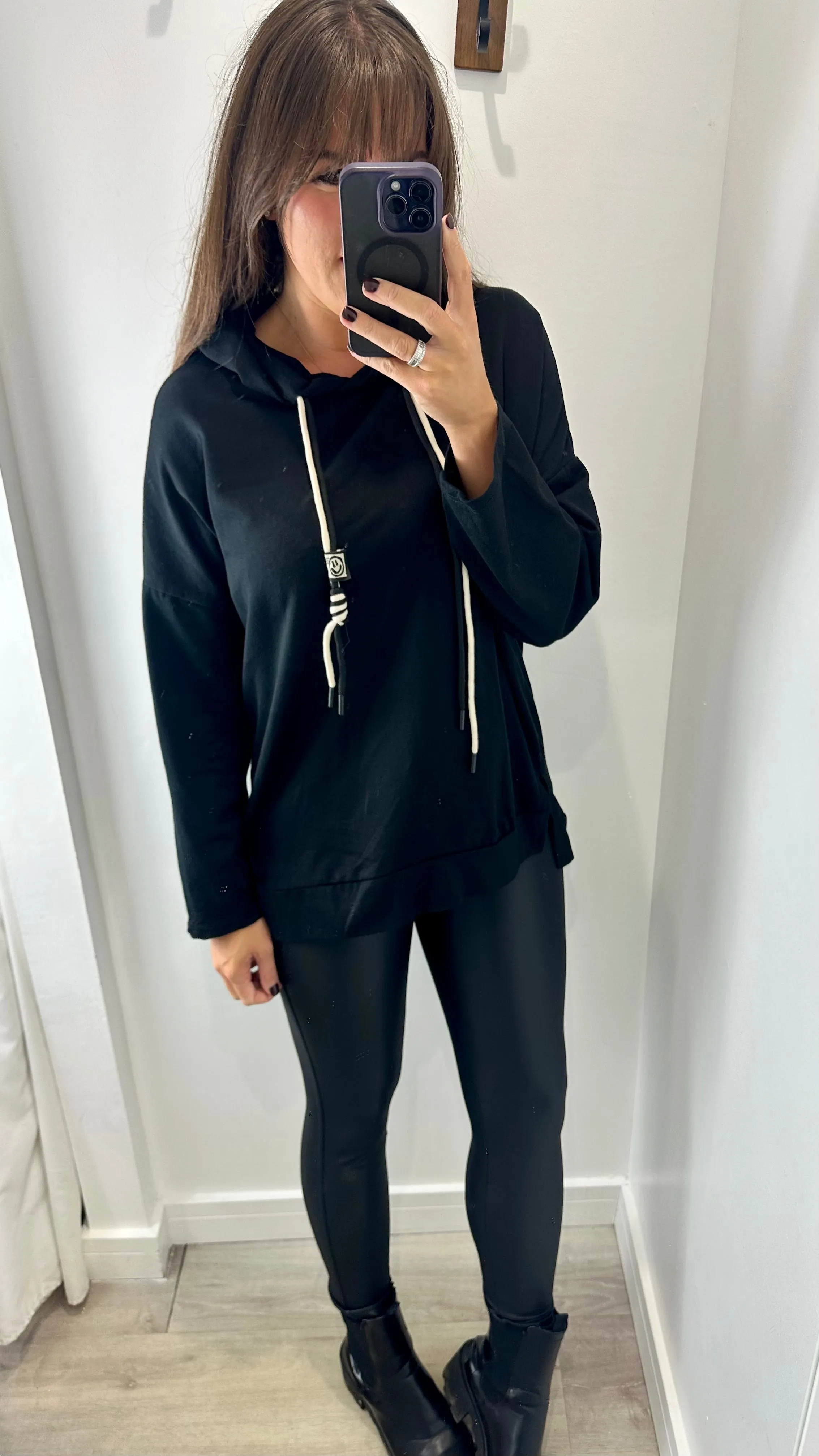 BLACK PLAIN LIGHTWEIGHT HOODIE