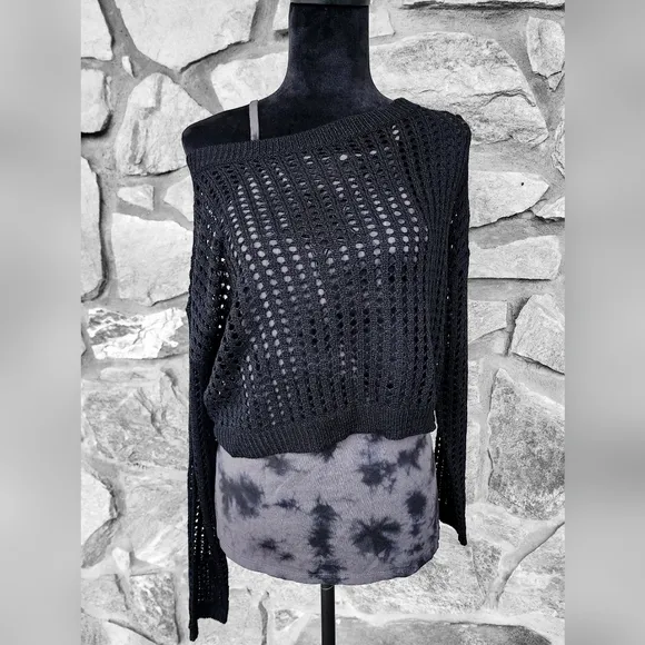 Black Wide Hole Knit Women's Sweater