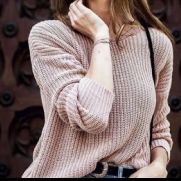 BRANDY MELVILLE gray knit sweater grey