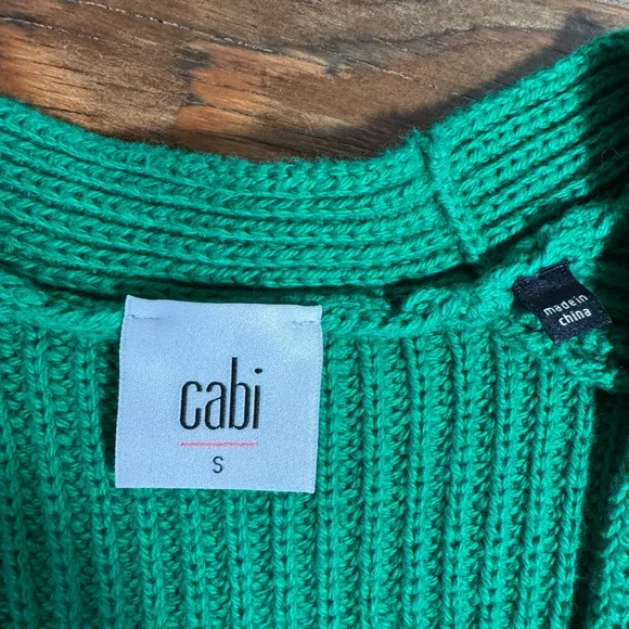 Cabi Women’s Emerald Kelly Green Lucky Cardigan Chunky Knit Button V-Neck Size S