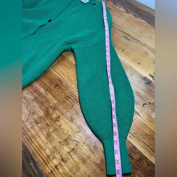 Cabi Women’s Emerald Kelly Green Lucky Cardigan Chunky Knit Button V-Neck Size S