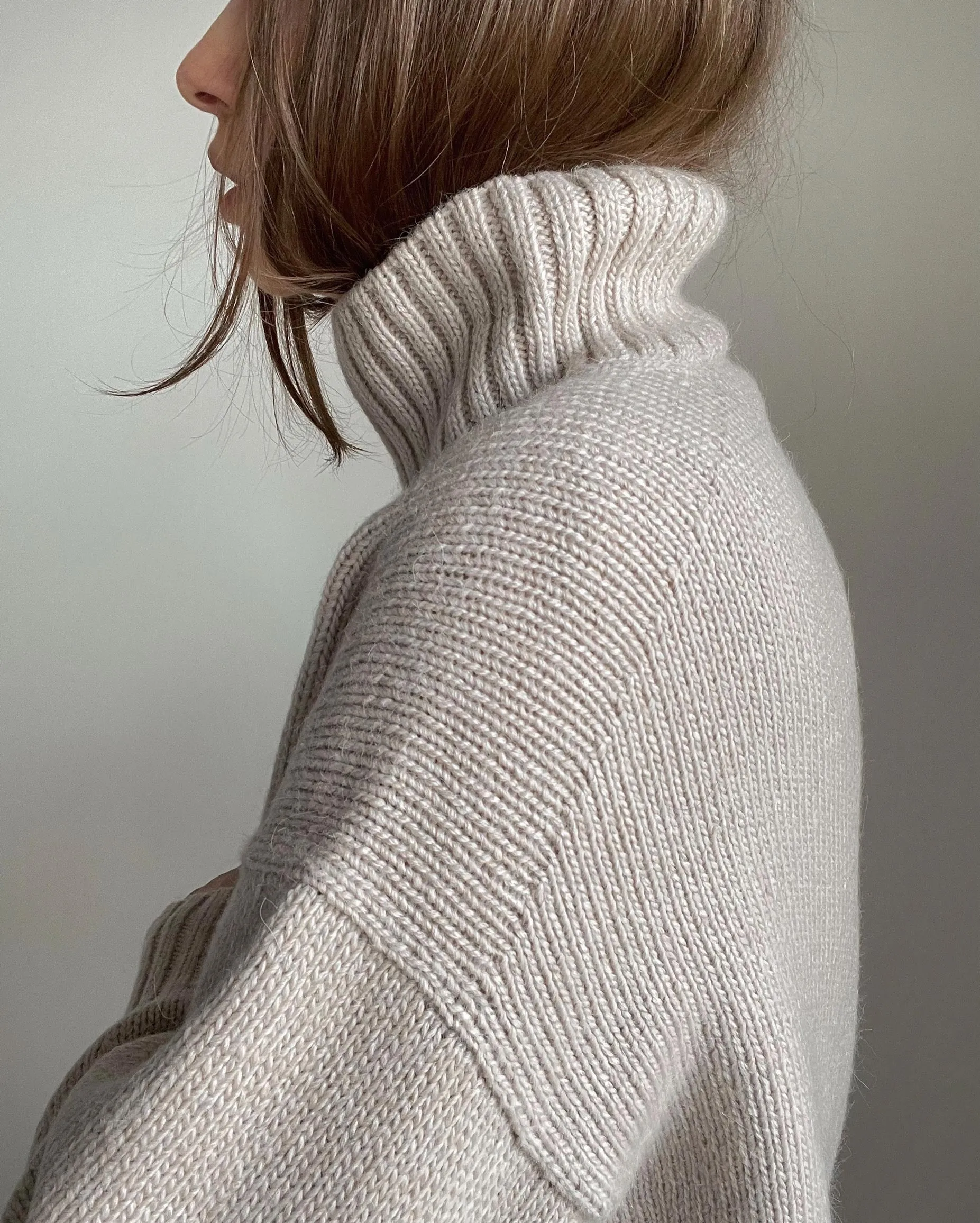 Cecil Sweater [EN]