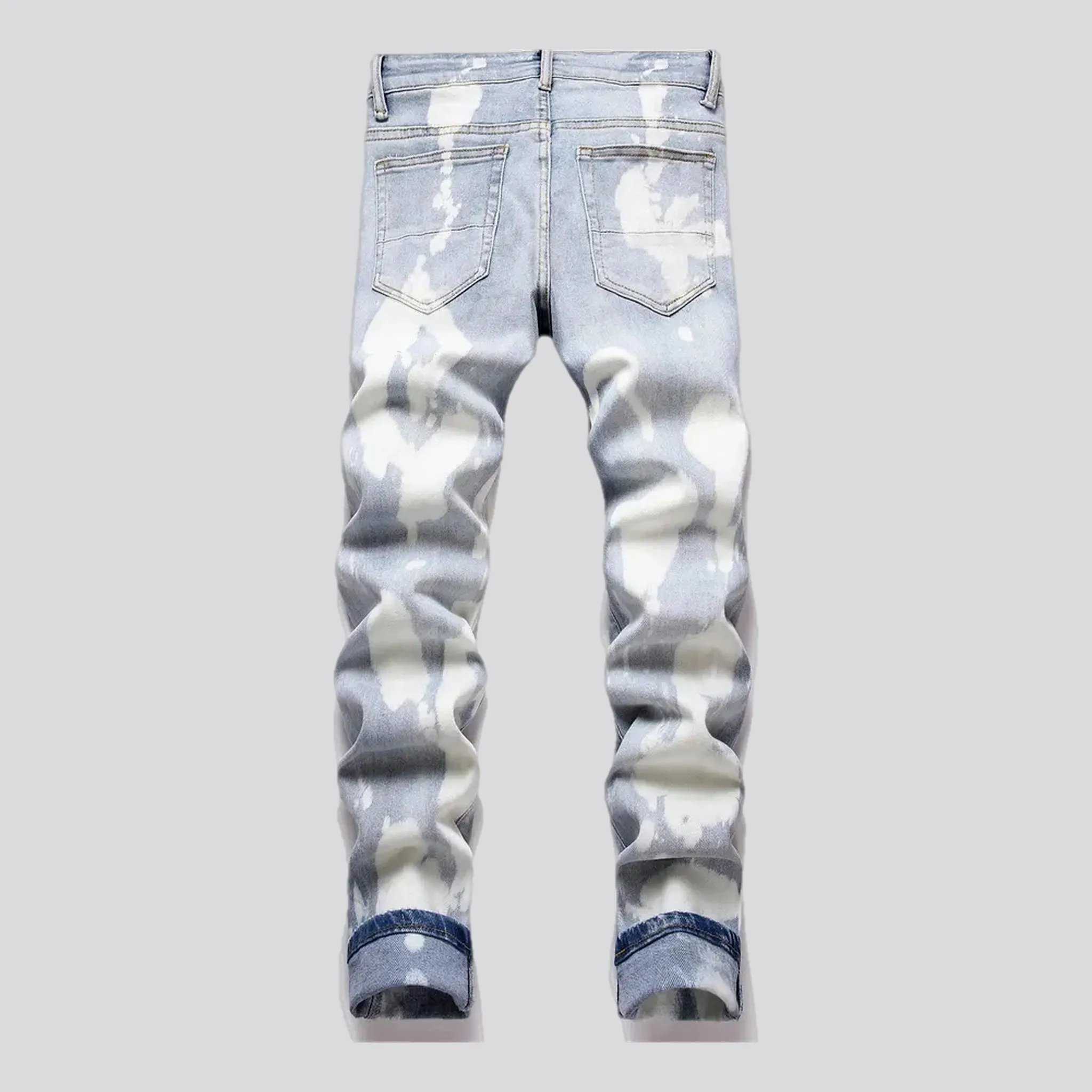 Distressed style men's jeans