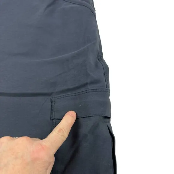 Duluth Trading Co. Womens 25W Dry on the Fly Shorts 10 inch Cargo Blue Outdoor