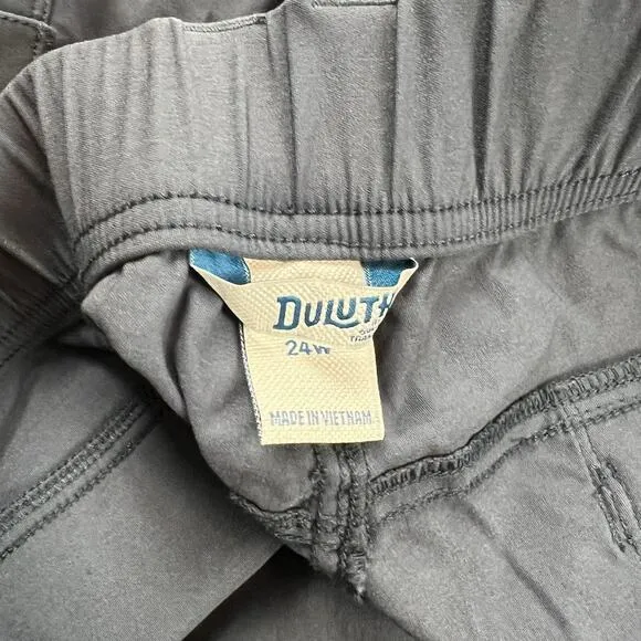 Duluth Trading Co. Womens 25W Dry on the Fly Shorts 10 inch Cargo Blue Outdoor
