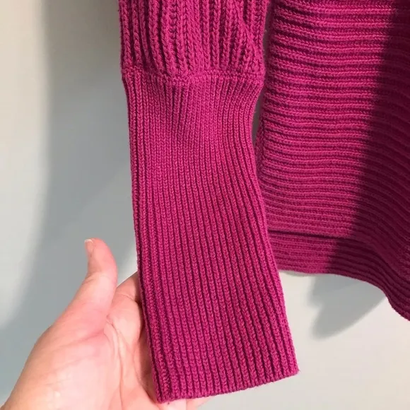 EUC Rachel Zoe Fuchsia Knit Drop Shoulder Sweater