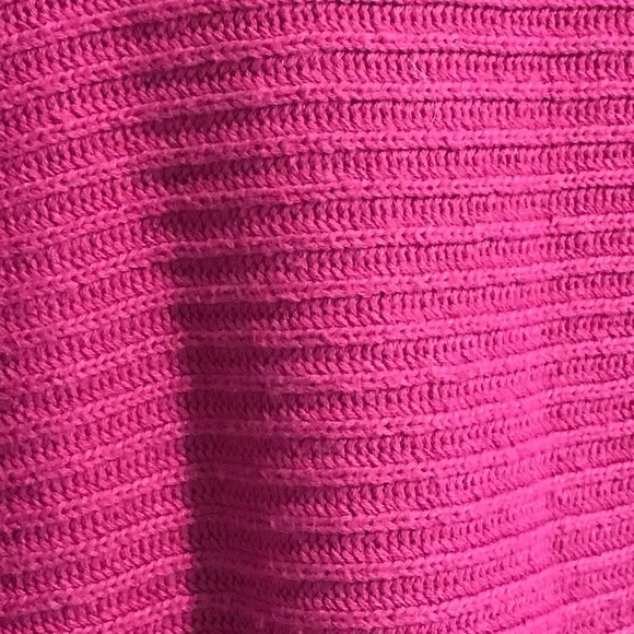 EUC Rachel Zoe Fuchsia Knit Drop Shoulder Sweater