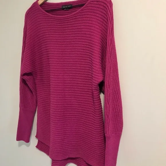 EUC Rachel Zoe Fuchsia Knit Drop Shoulder Sweater