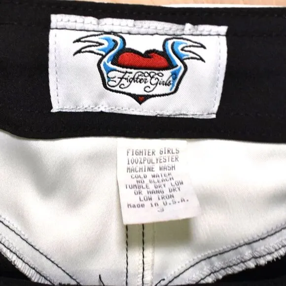Fighter Girls Deviant Mini Board Black White Shorts Size 3