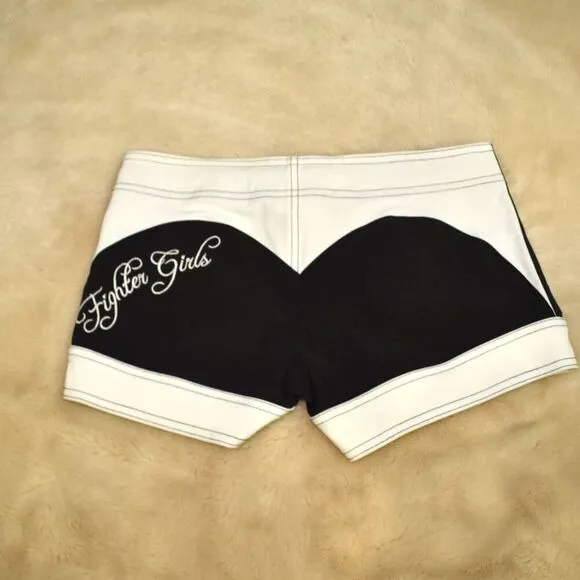 Fighter Girls Deviant Mini Board Black White Shorts Size 3