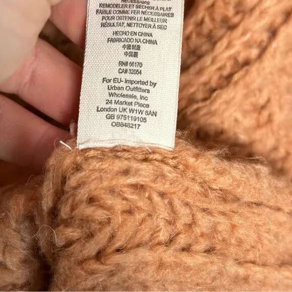 FREE PEOPLE Fluffy Fox Chunky Alpaca Sweater Peachy Papaya