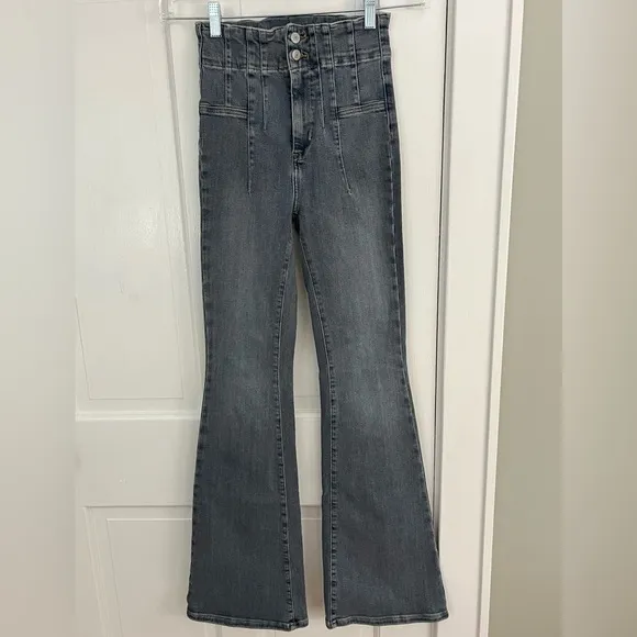 Free People We The Free Jayde Flare Jeans  Womens size 25 Retro 70’s Hippie Boho