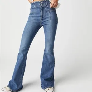Free People We The Free Jayde Flare Jeans  Womens size 25 Retro 70’s Hippie Boho
