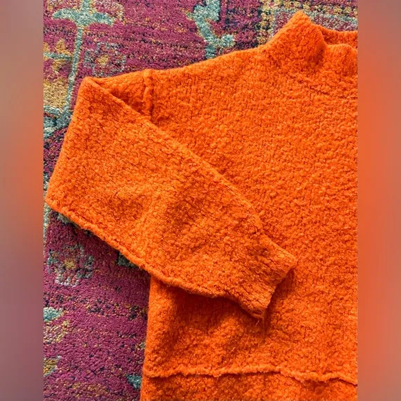 Free People | Women’s bright orange wool blend mock neck chunky sweater, size S