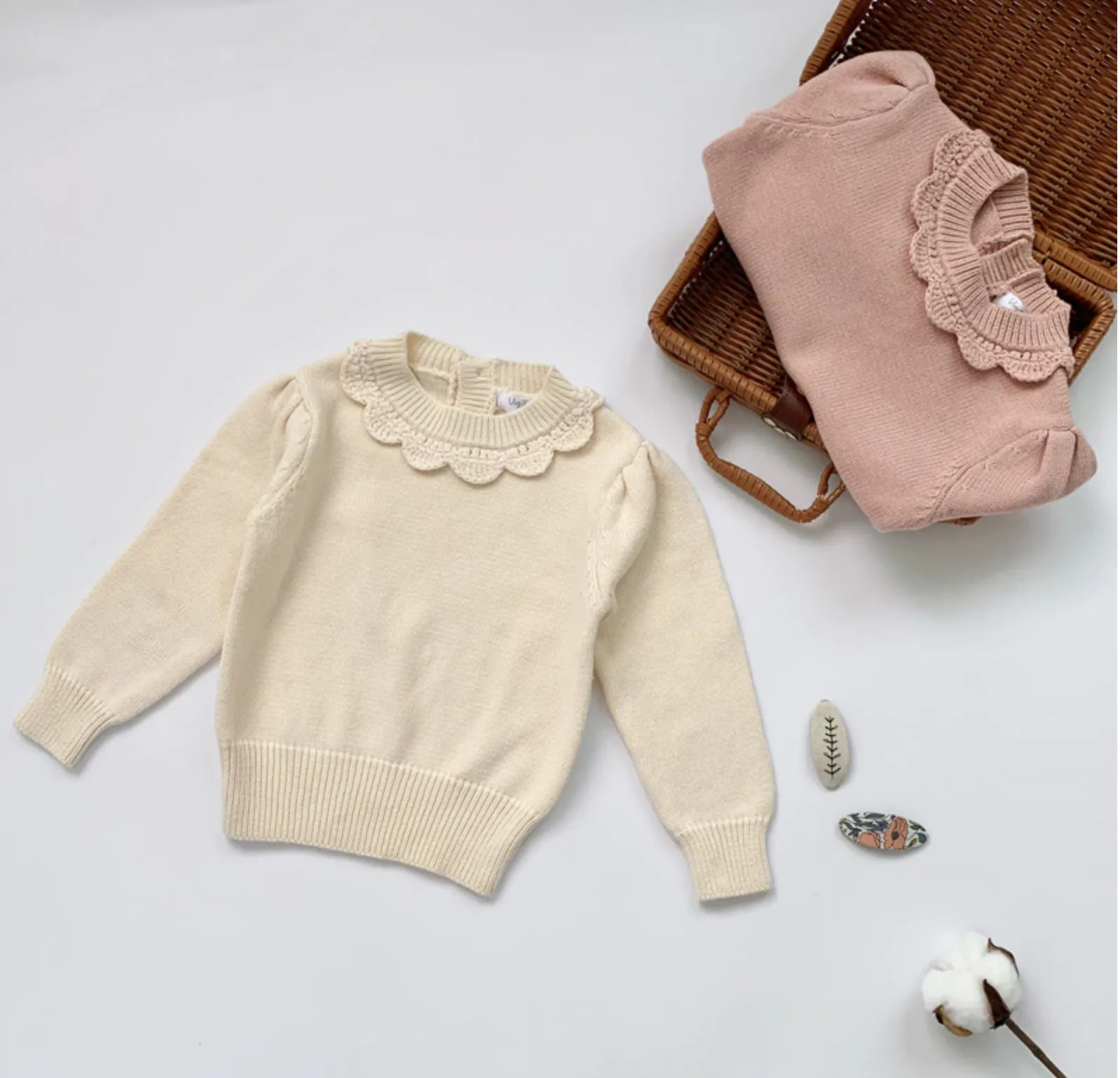 Frill Collar Knitted Sweater