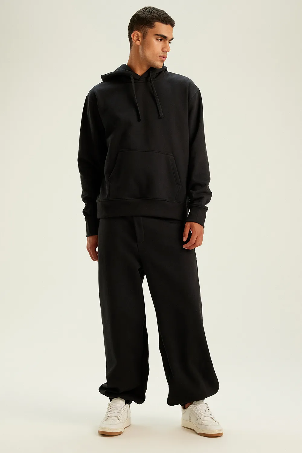 HOODIE OVERSIZED PRETO