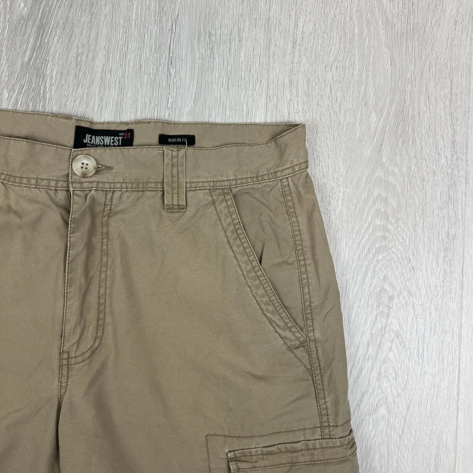 Jeanswest Mens Regular Fit Beige Cargo Shorts Size 34