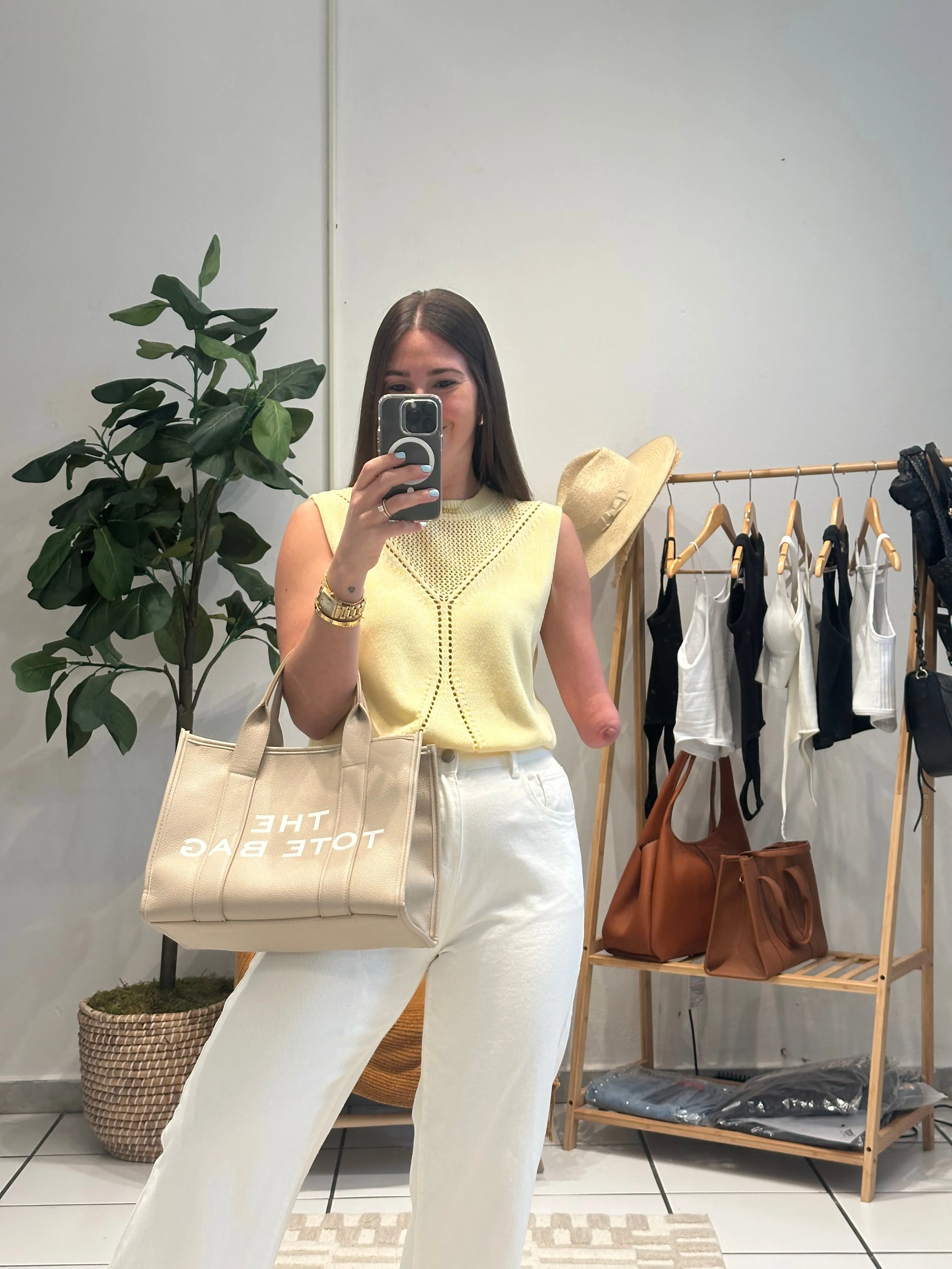 KNITTED SWEATER - YELLOW