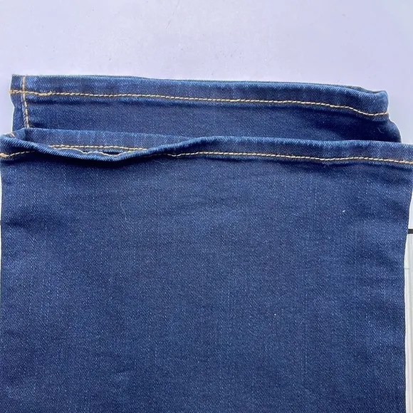 Kut From The Kloth Baby Bootcut Simmons Denim Jeans Size 8S Inseam 32&quot; NWT