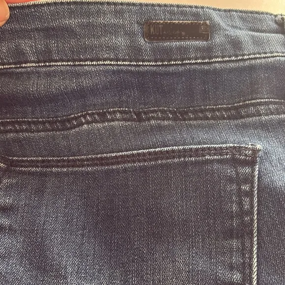 Kut from the Kloth - Baby Bootcut Women's Jeans. Size 14