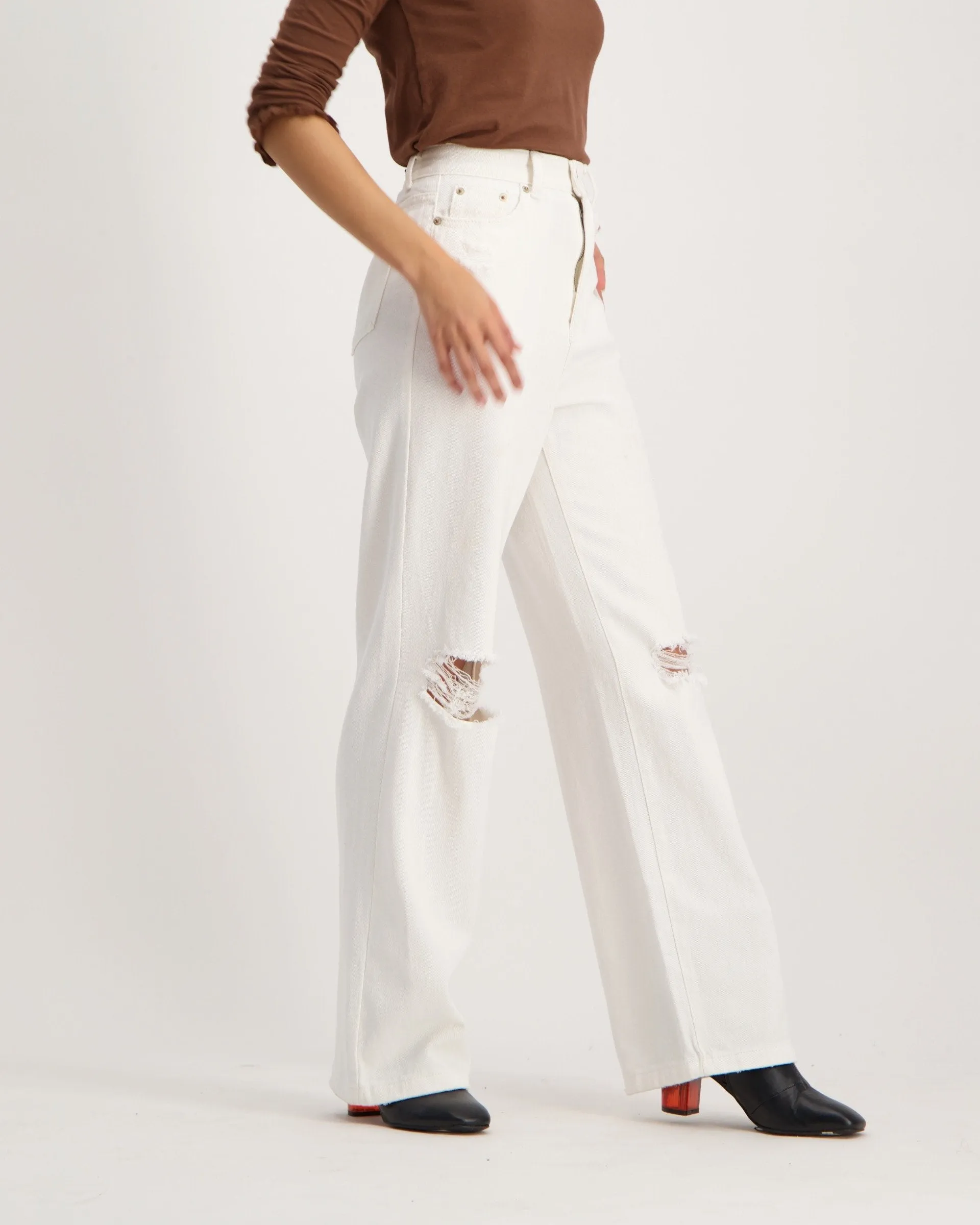 Ladies Ivory 90'S Fit Ripped Denim Jean