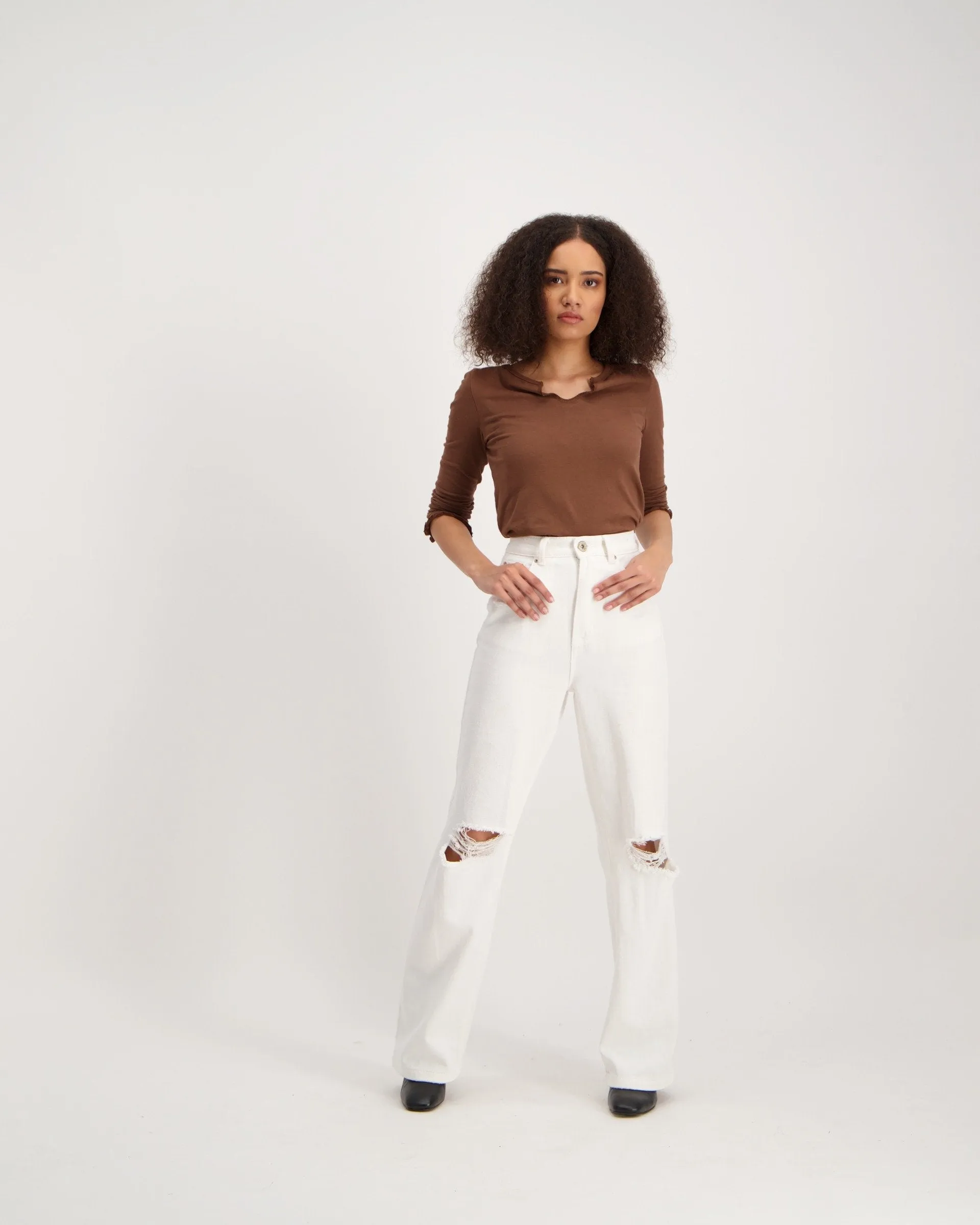 Ladies Ivory 90'S Fit Ripped Denim Jean