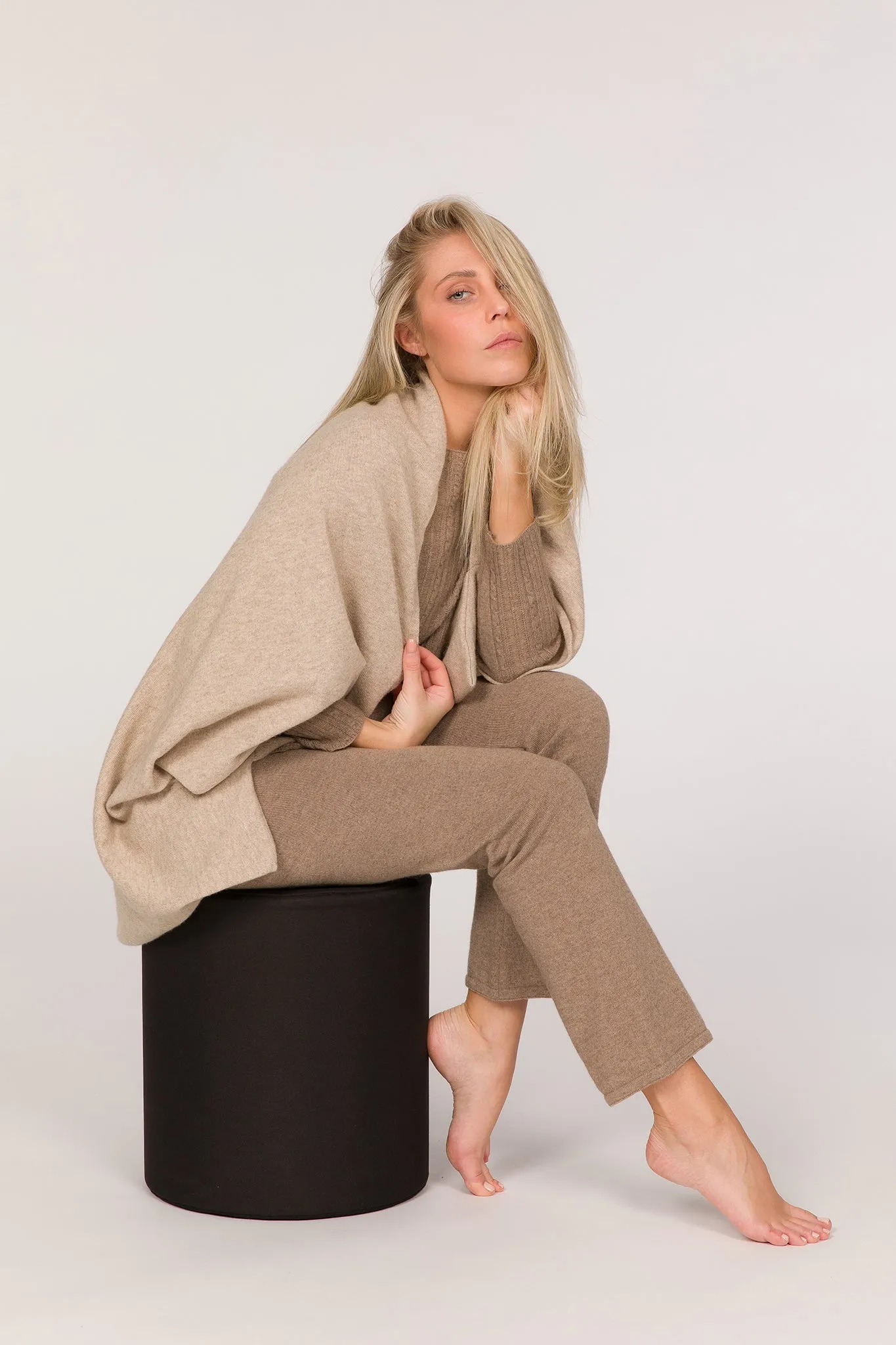 Lama Eco-Cashmere Knitted Cardigan - Light Beige