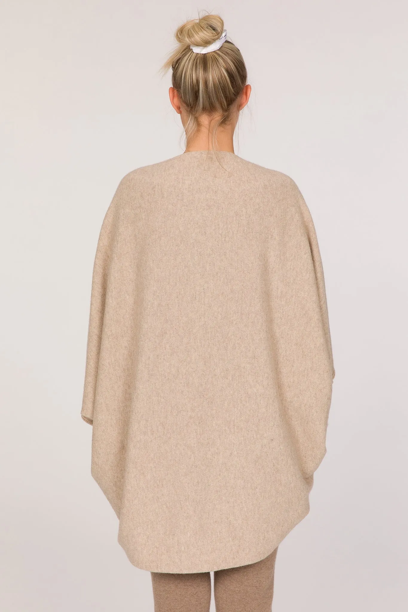 Lama Eco-Cashmere Knitted Cardigan - Light Beige