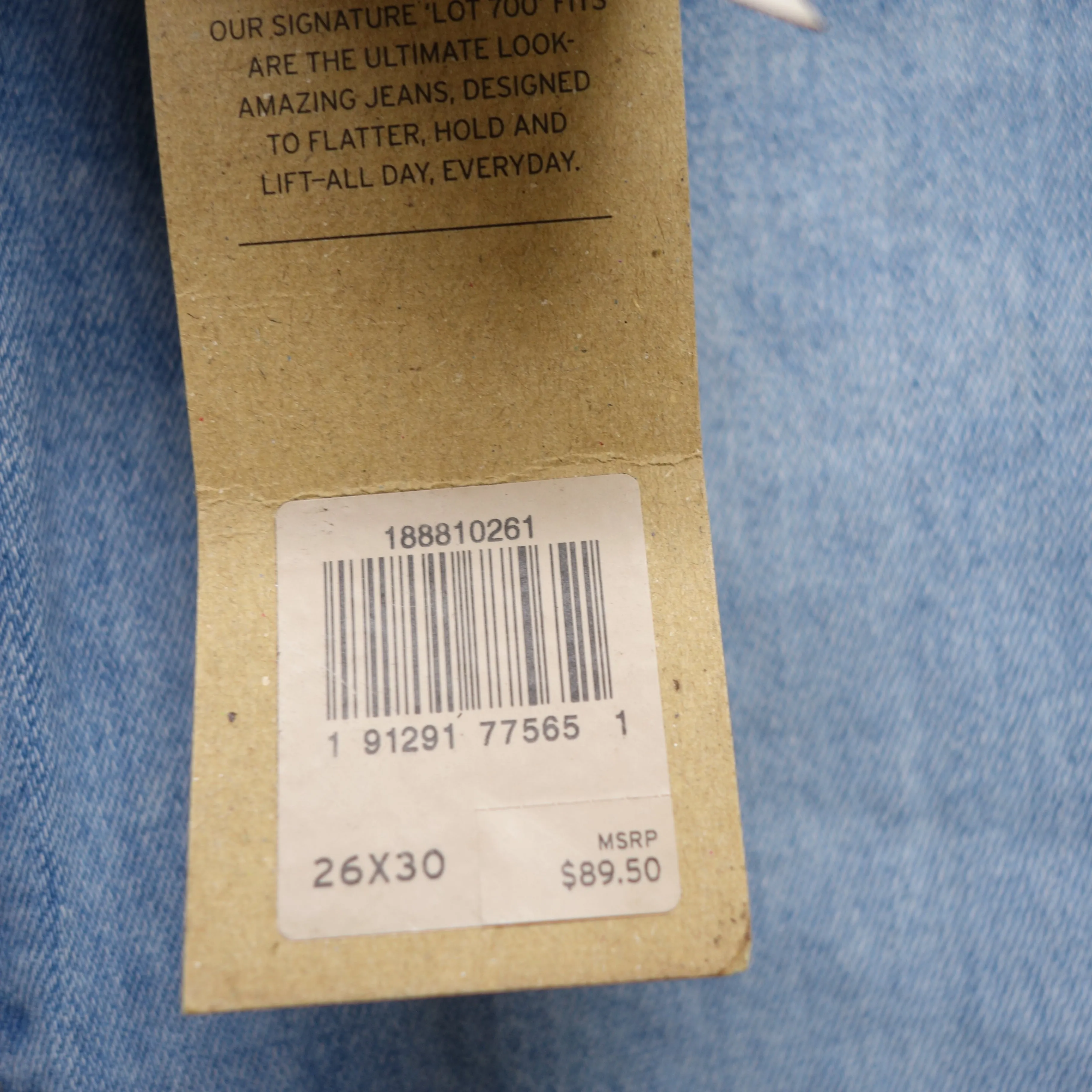 Levi's 711 0261 Womens Light Blue Ripped Knees Skinny Jeans Size 2M / 26 x 30