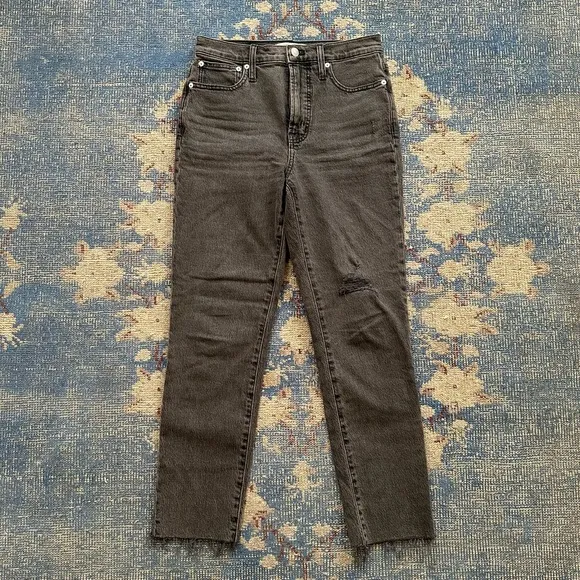 Madewell The Perfect Vintage Jean in Cosner Wash: Knee-Rip Edition 25