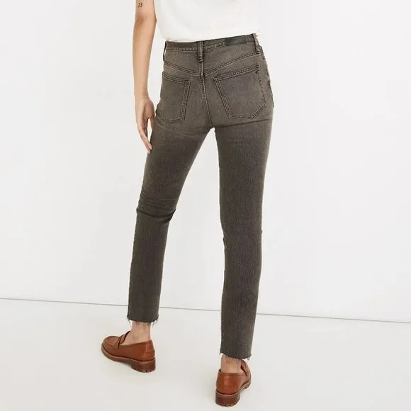 Madewell The Perfect Vintage Jean in Cosner Wash: Knee-Rip Edition 25
