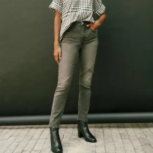 Madewell The Perfect Vintage Jean in Cosner Wash: Knee-Rip Edition 25