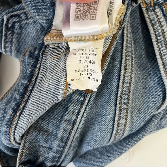 Madewell The Perfect Vintage Straight Jean Size 26