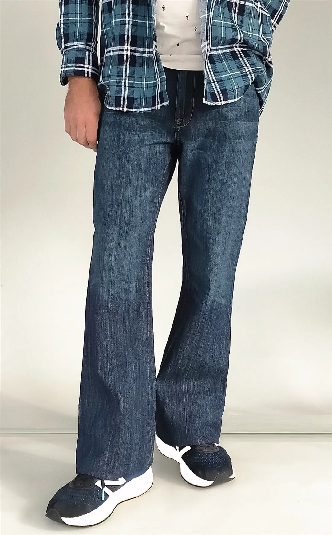 Men JEANIUS JEANS William relaxed Bootcut Jeans in blue - Mid rise