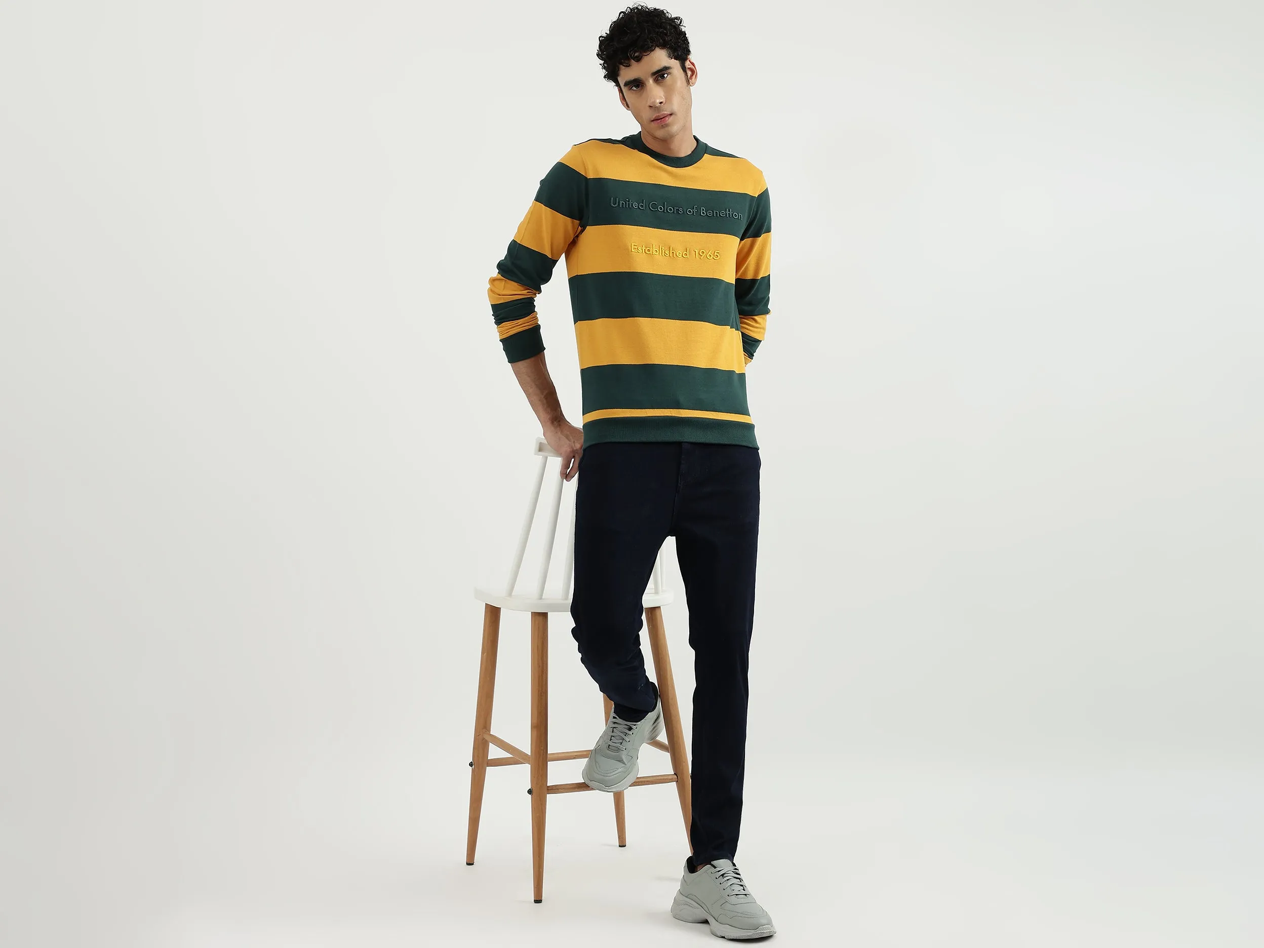 Men Stripe Round Neck Sweatshirt