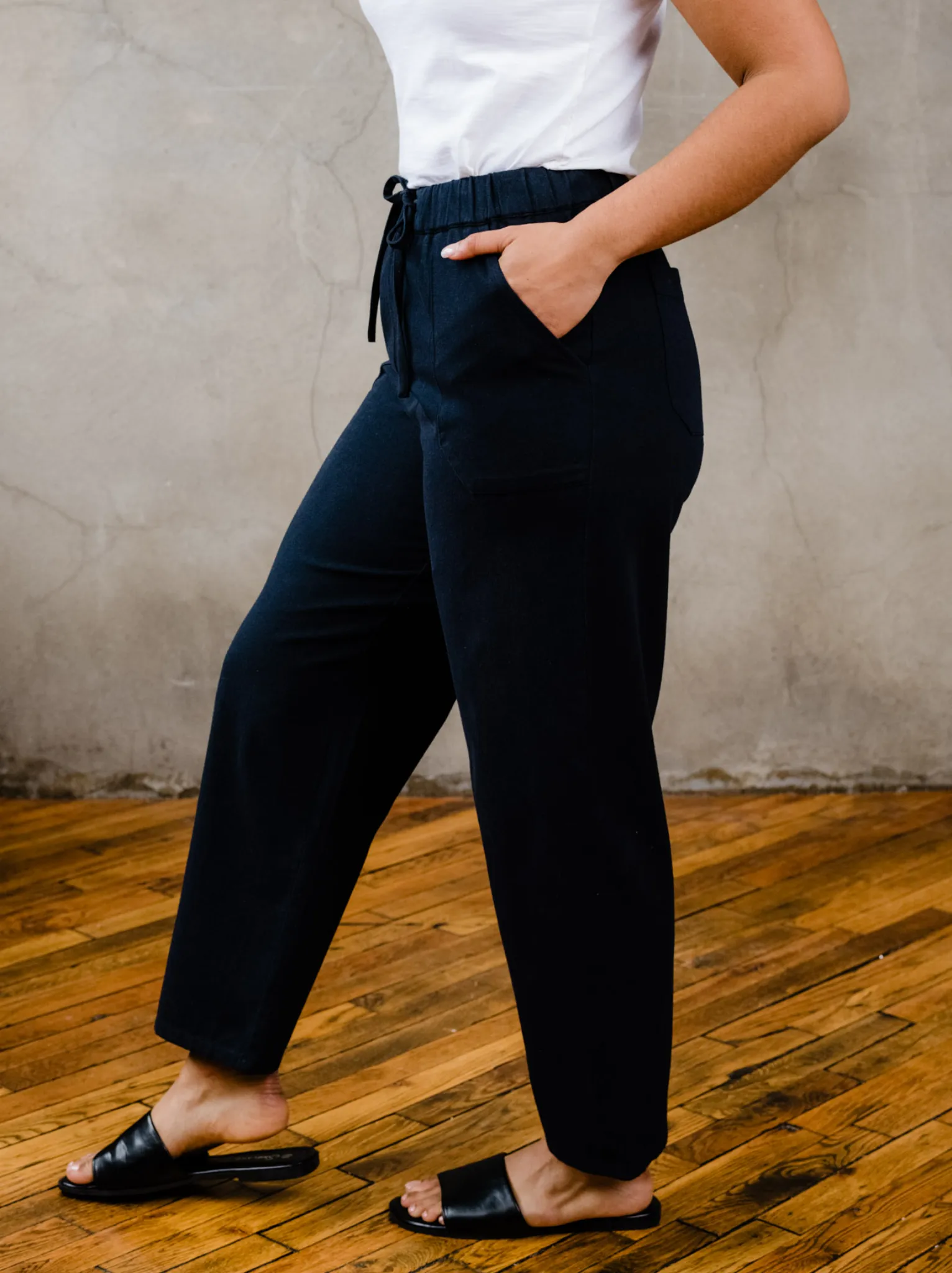 Mila Pull On Pant