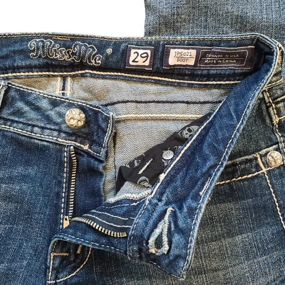 Miss Me JP5021 bling embroidered pockets Bootcut Jeans size 29