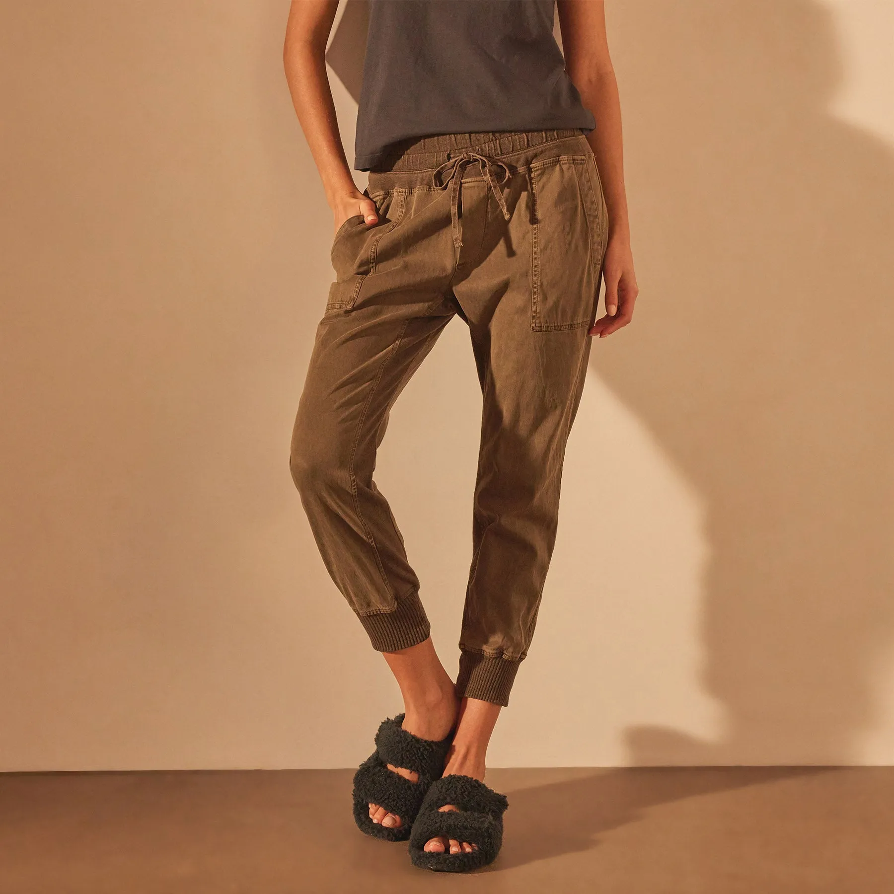 Mixed Media Pant - Army Green Pigment