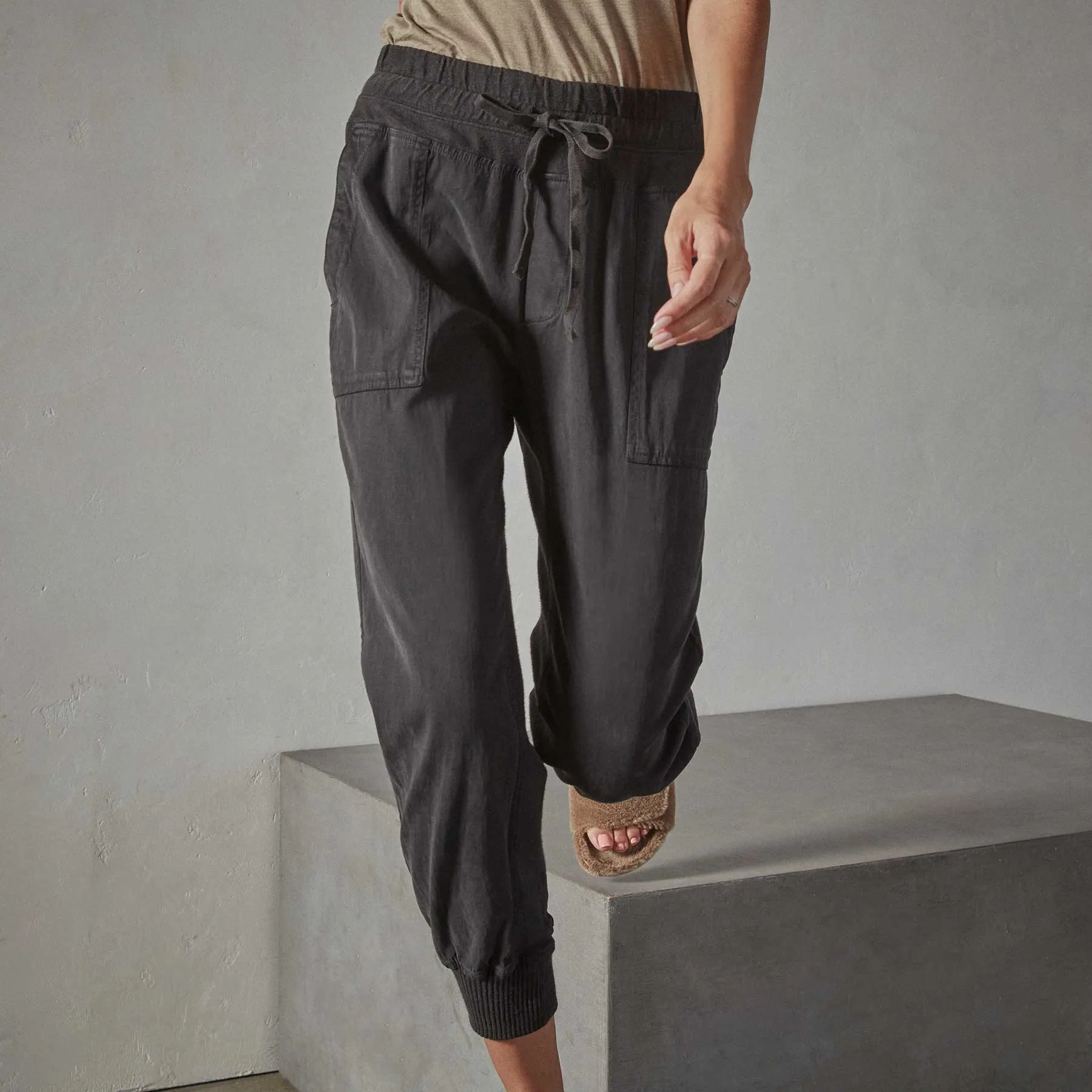 Mixed Media Pant - Carbon