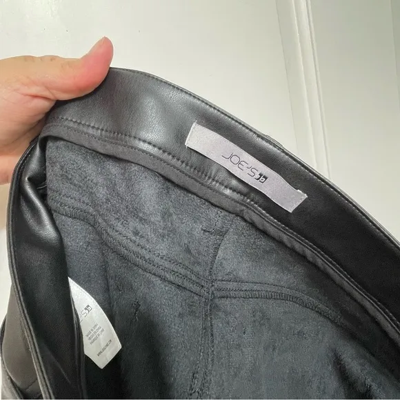 New Joe's Mid Rise Black Faux Leather Cropped Bootcut Jeans Size 31