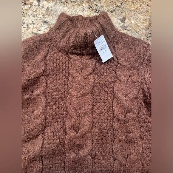 NWT American Eagle Mock Neck Wool Blend Chunky Pullover