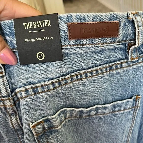 NWT Blank NYC The Baxter Ribcage Straight Leg Distressed Jeans Size 25 #224
