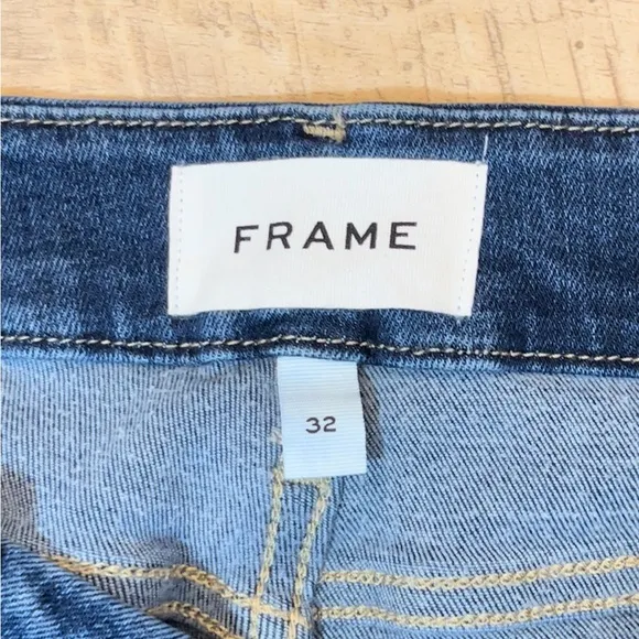 NWT Frame Le Crop Mini Boot Mid-rise Raw Hem Bootcut Jeans Size 32