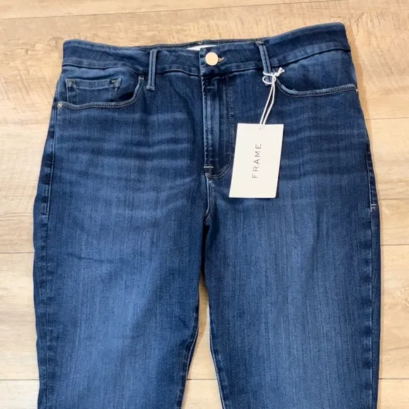 NWT Frame Le Crop Mini Boot Mid-rise Raw Hem Bootcut Jeans Size 32